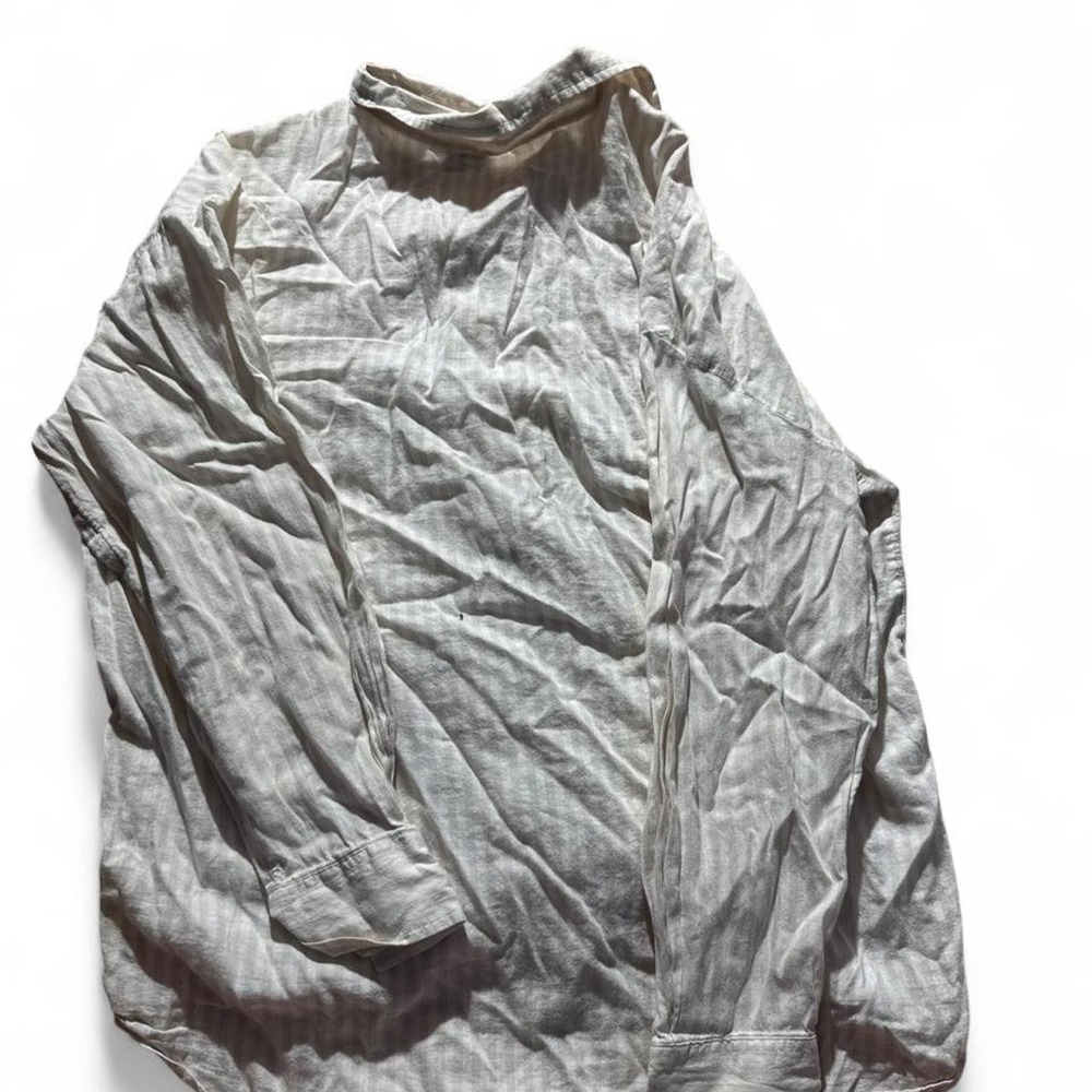 Elizabeth and James White 100% Cotton Button Down Shirt Size Medium - Picture 3 of 5